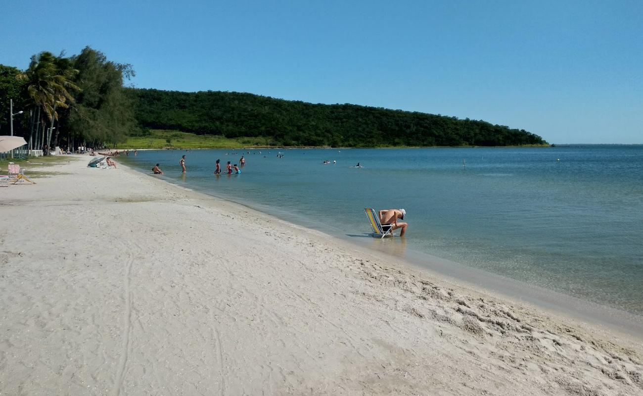 Foto de Praia dos Ubas con arena brillante superficie