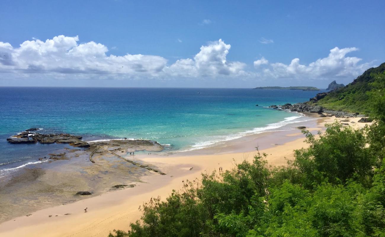 Foto de Praia do Boldro con brillante arena fina superficie