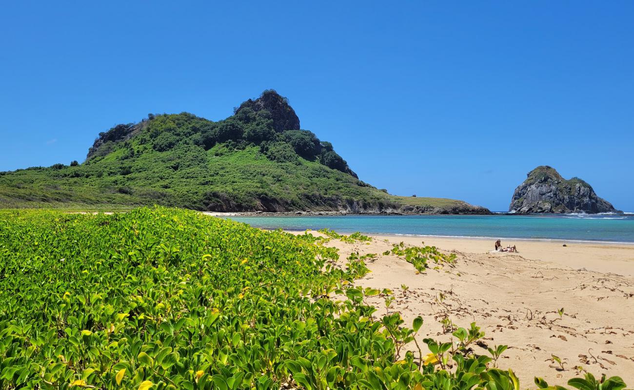 Foto de Praia do Sueste con arena brillante superficie