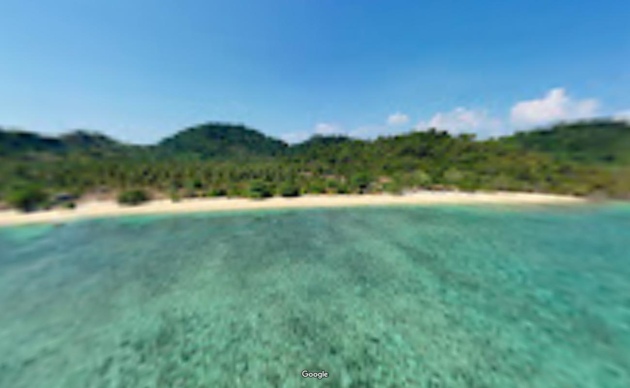 Foto de Koh Ngai Paradise Beach - lugar popular entre los conocedores del relax