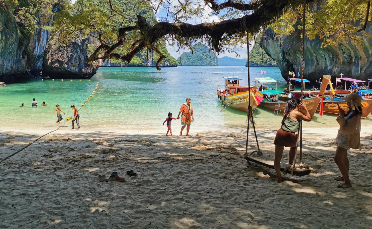 Foto de Koh Lao Beach con arena fina y guijarros superficie