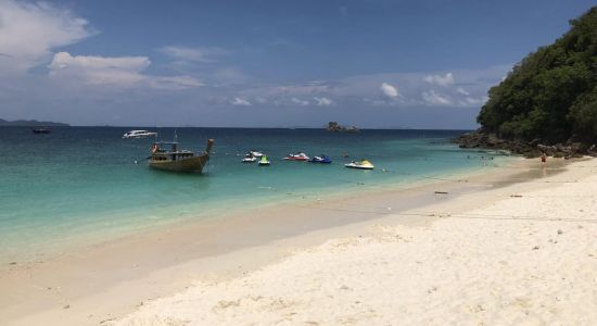 Naka Noi Island Beach