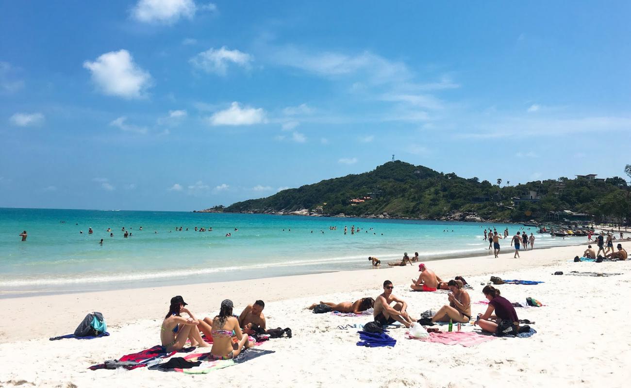 Foto de Playa de Haad Rin con arena blanca superficie