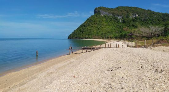 Ao Thian Beach