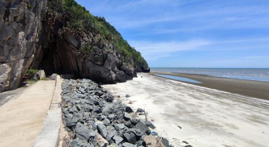 Baan Kiang Le Ing Pha Beach