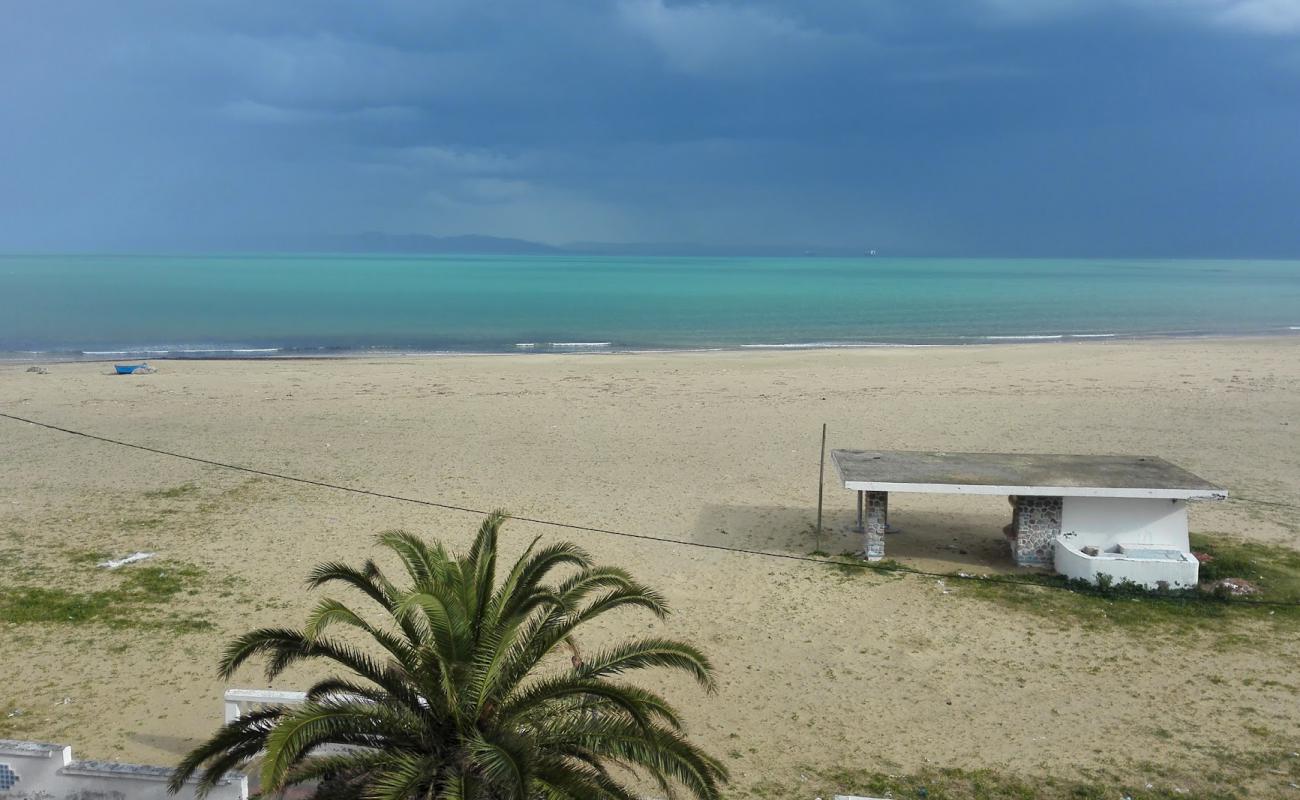 Foto de La Goulette plage con arena brillante superficie