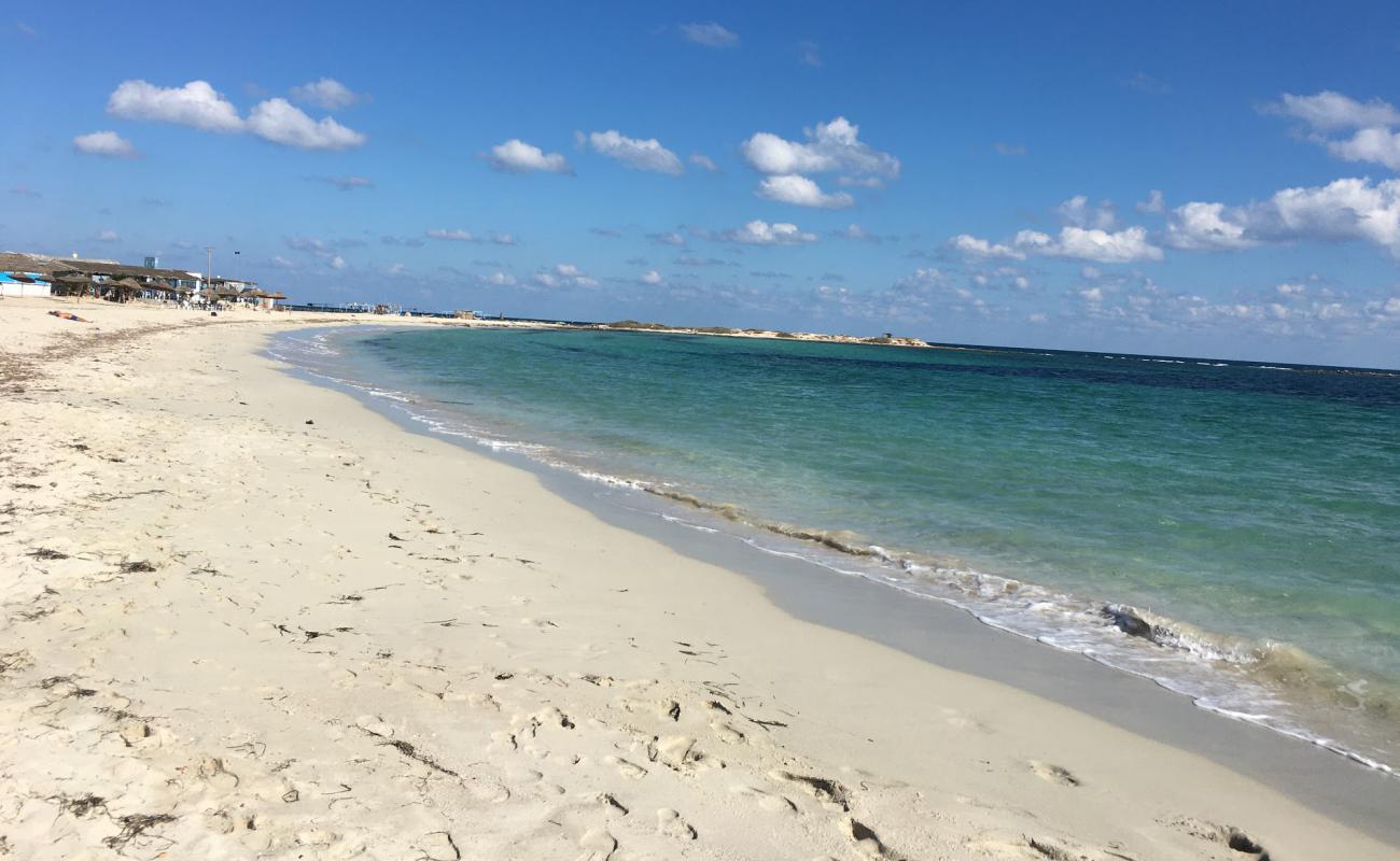 Foto de Plage de la Seguia con arena blanca superficie