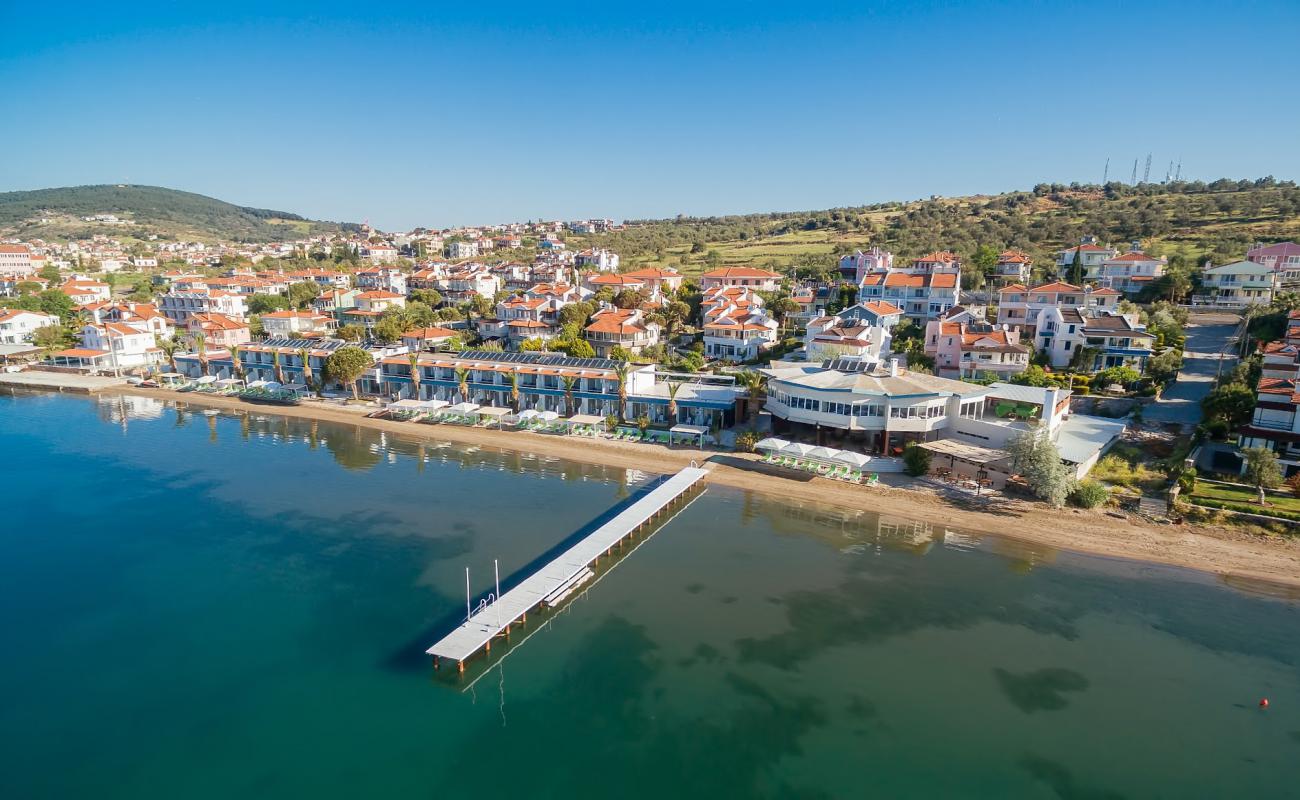 Foto de Cunda beach II con arena brillante superficie