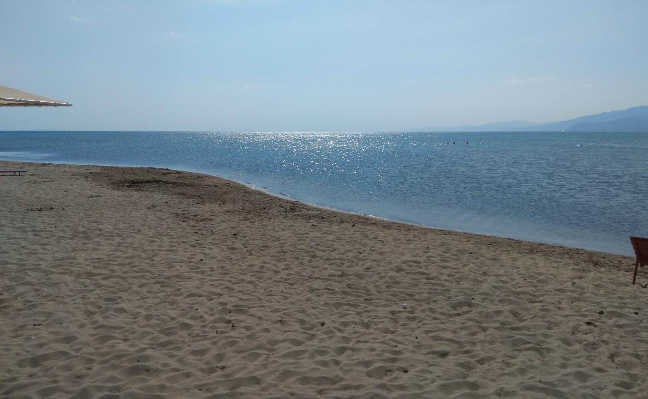 Foto de Orjan Boardwalk beach con arena brillante superficie