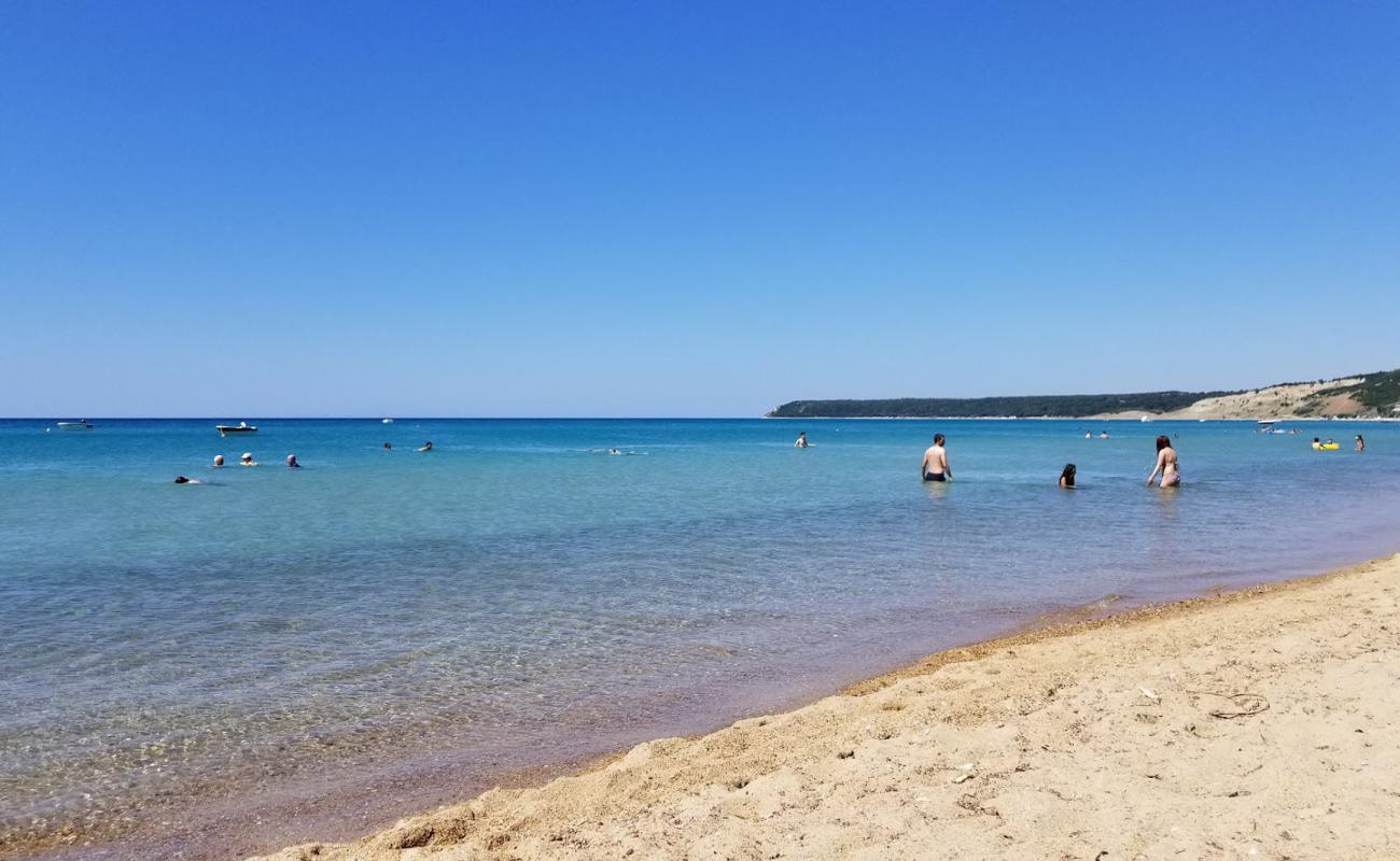 Foto de Playa de Erikli con brillante arena fina superficie