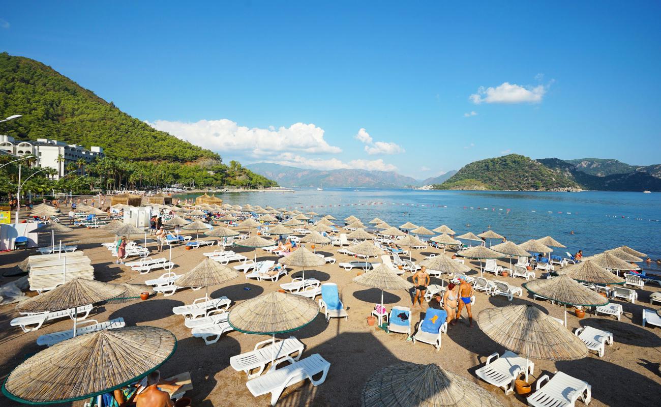 Foto de Playa de Icmeler con guijarro fino claro superficie