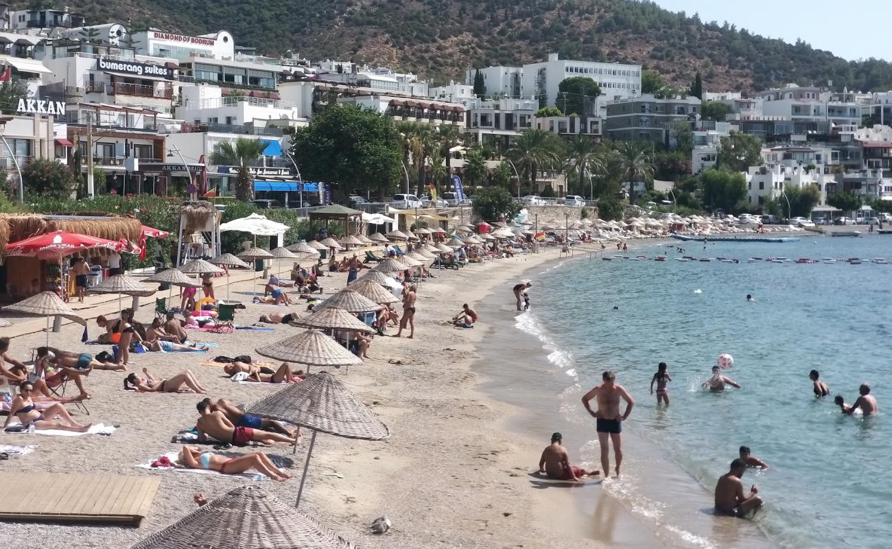 Foto de Playa de Bodrum con guijarro ligero superficie