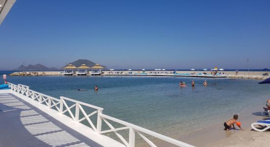 Playa Ayvan II