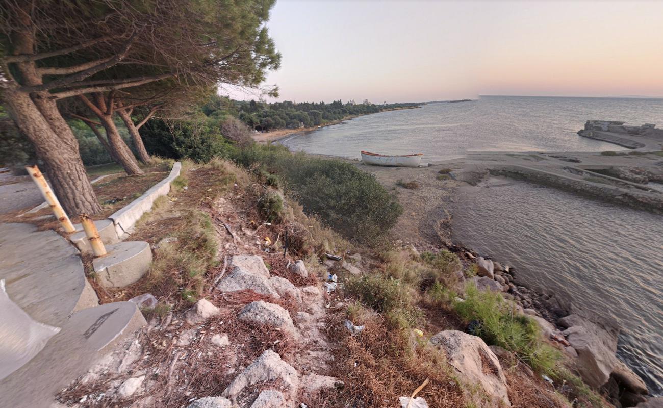 Foto de Gulbahce beach III con cala pequeña