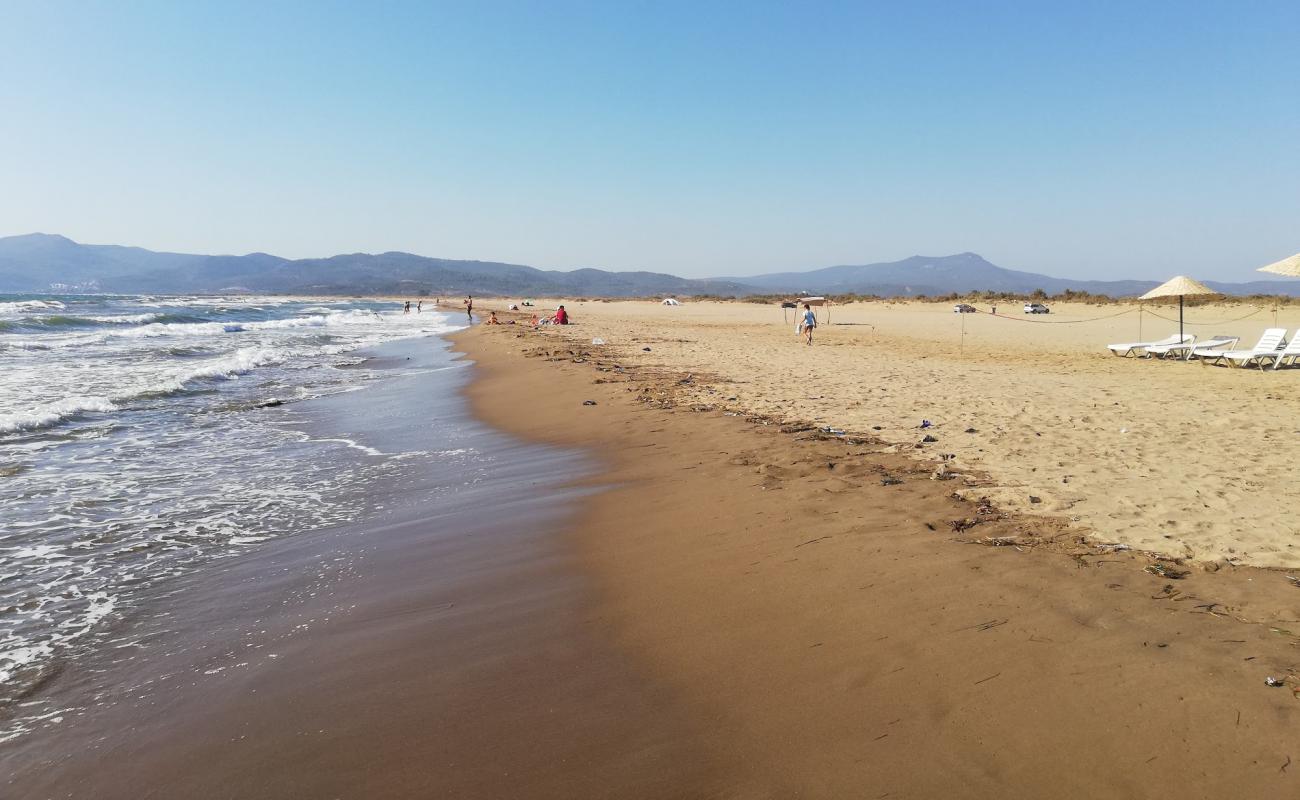 Foto de Pamucak beach con arena fina oscura superficie