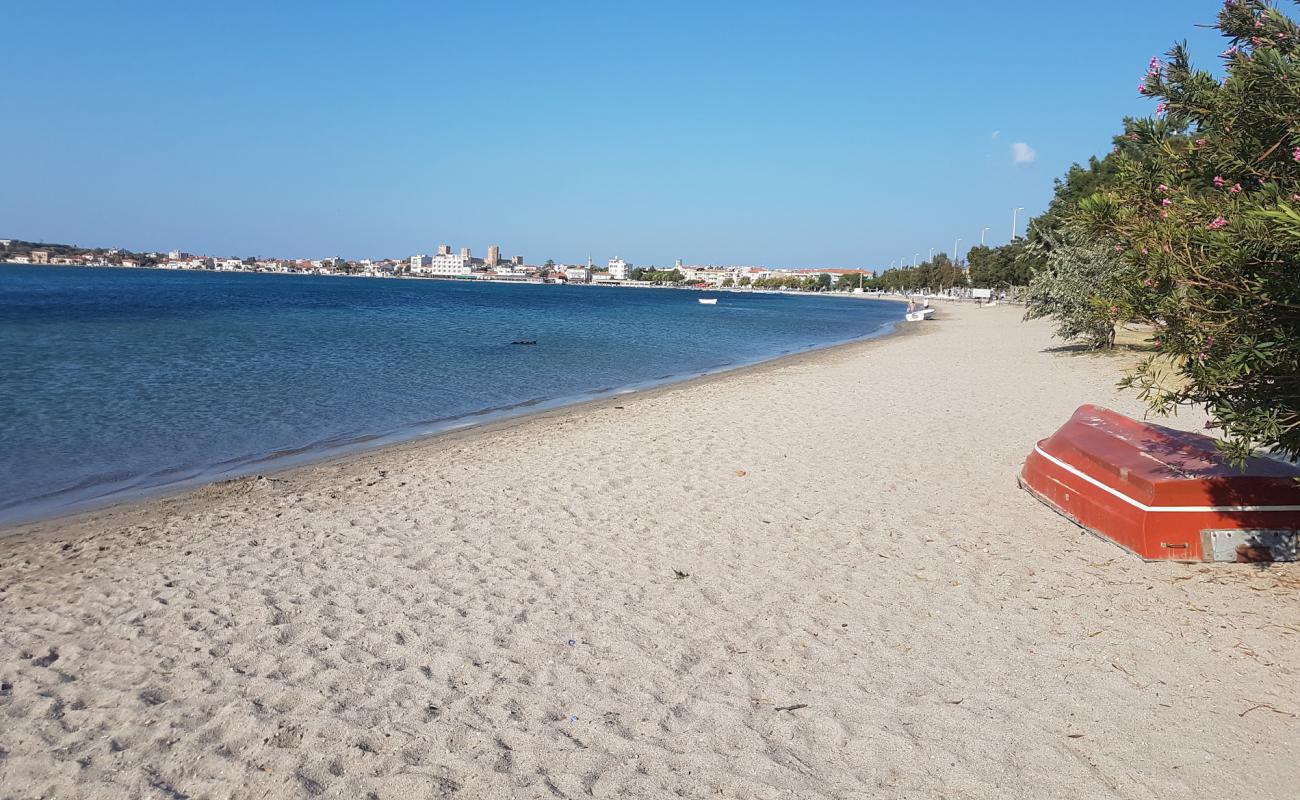 Foto de Temtek beach con arena brillante superficie