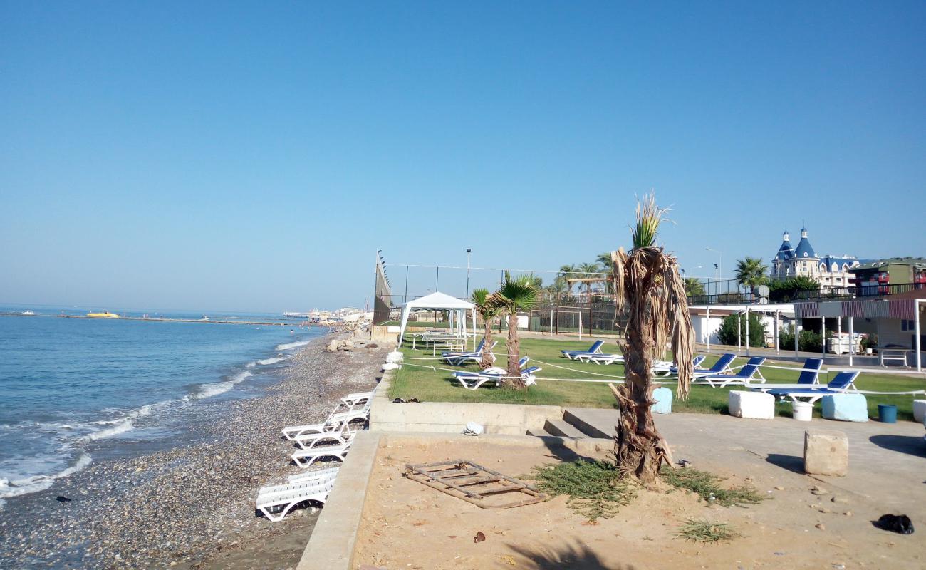 Foto de Turkler beach II con arena/guijarros negro superficie