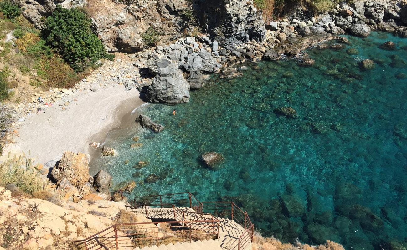 Foto de Gazipasa beach con guijarro gris superficie