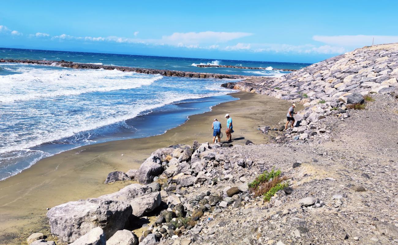 Foto de Kepirce beach con arena gris y piedras superficie