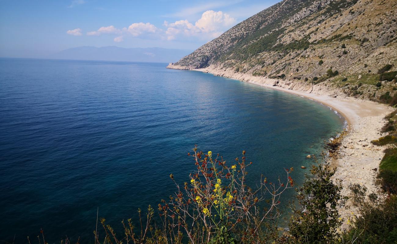 Foto de Samra beach con piedra superficie