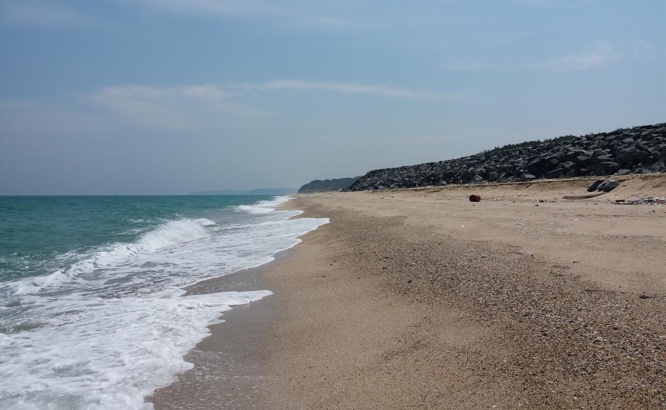 Foto de Karaburun beach con arena blanca superficie