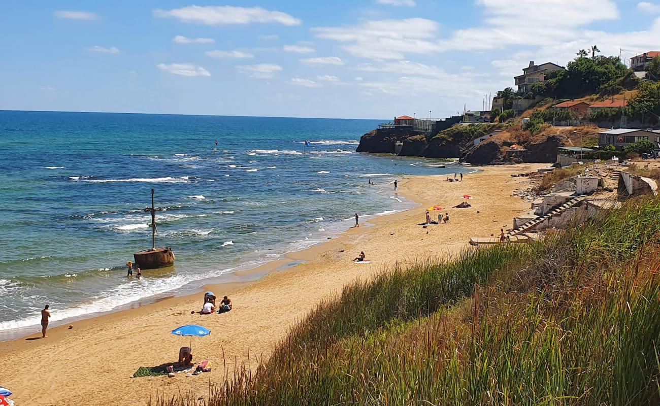 Foto de Kisirka Village beach con arena brillante superficie