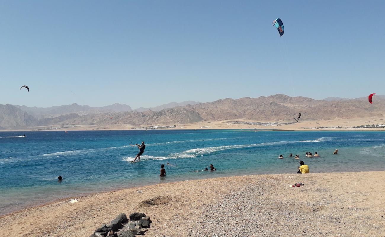 Foto de Dahab Lagoon beach II con arena brillante superficie