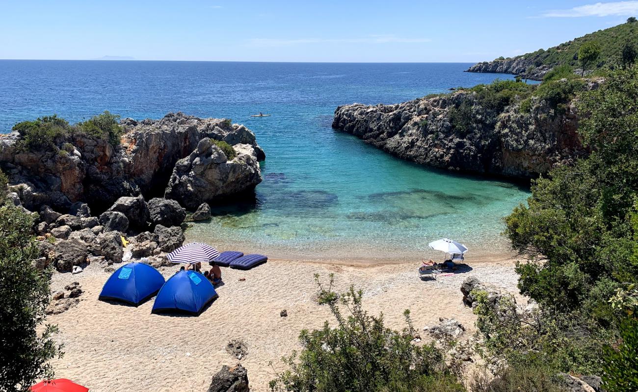 Foto de Akuarium II beach con guijarro fino claro superficie