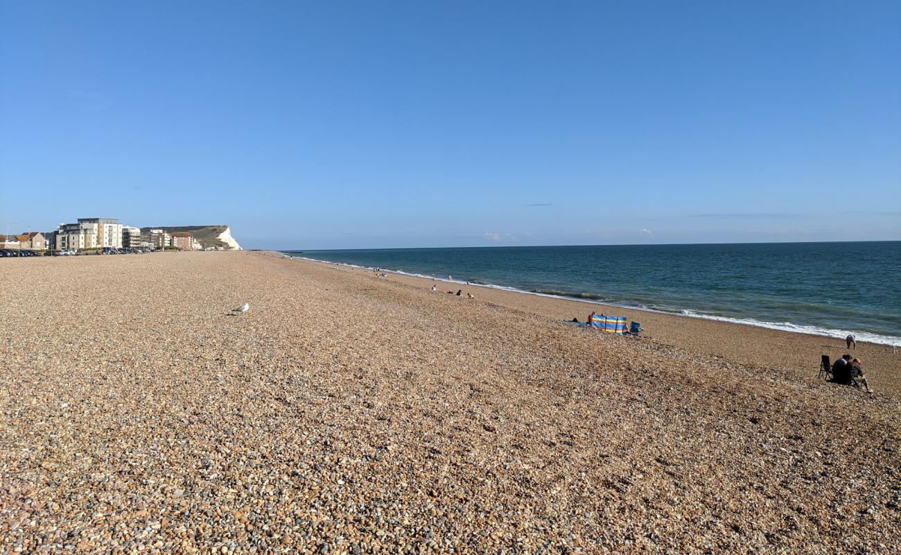 Foto de Playa de Seaford con guijarro fino claro superficie