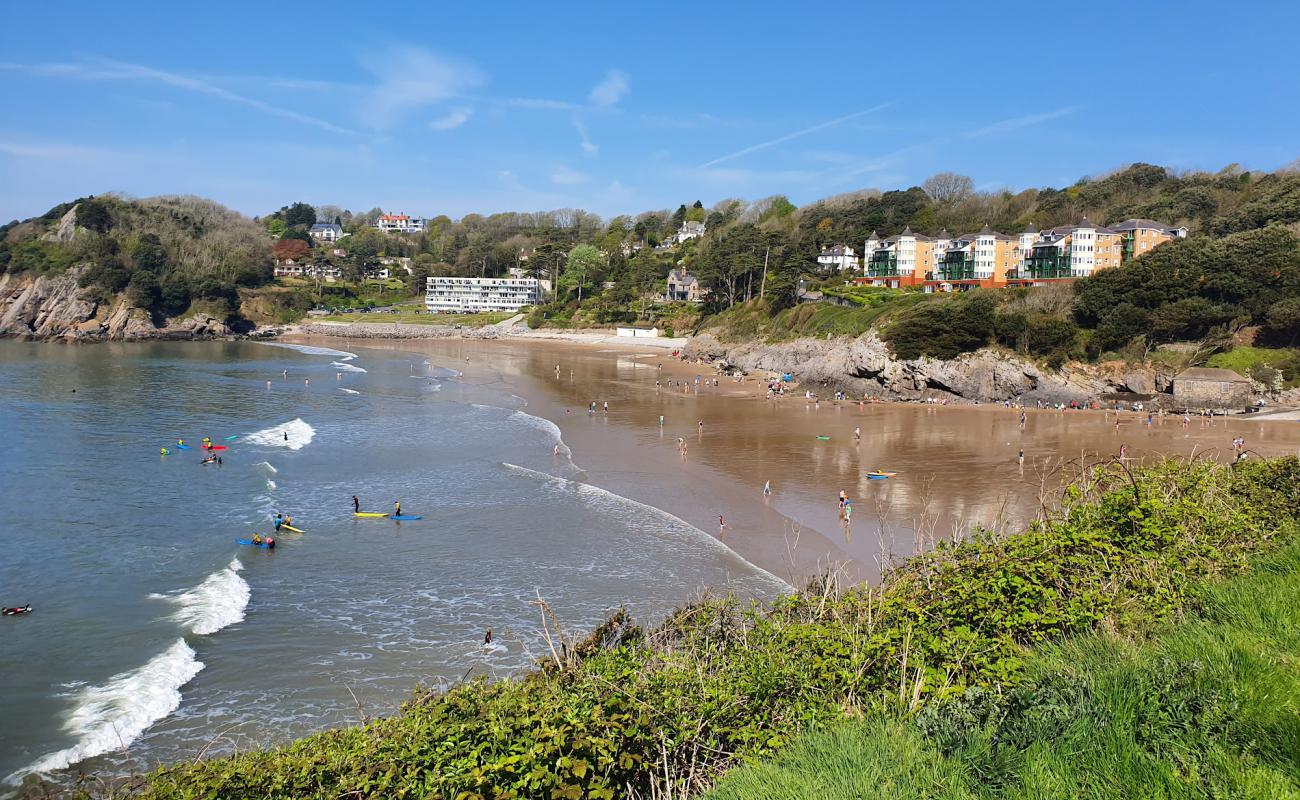 Foto de Caswell Bay beach con arena brillante superficie