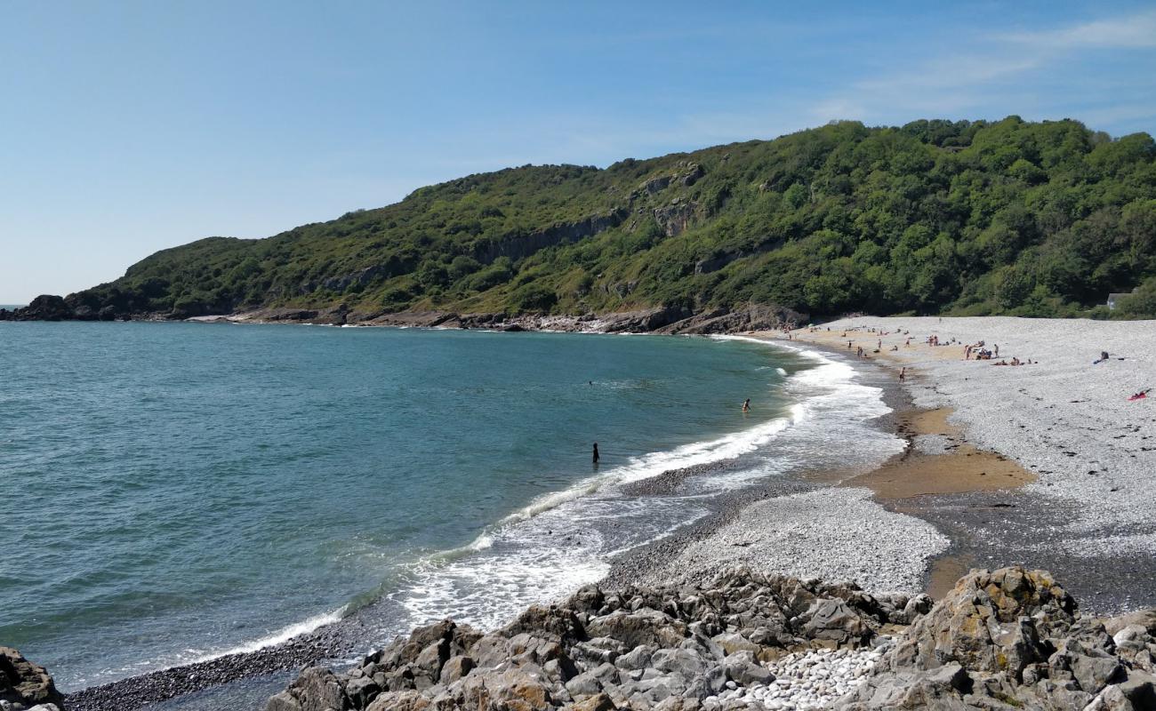 Foto de Pwll Du beach con guijarro gris superficie