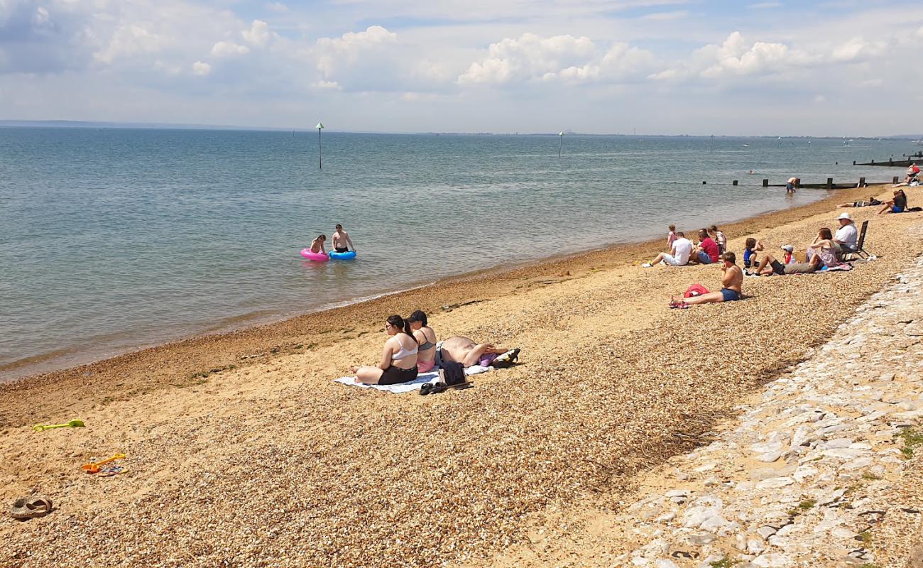 Foto de Westcliff beach con arena fina y guijarros superficie