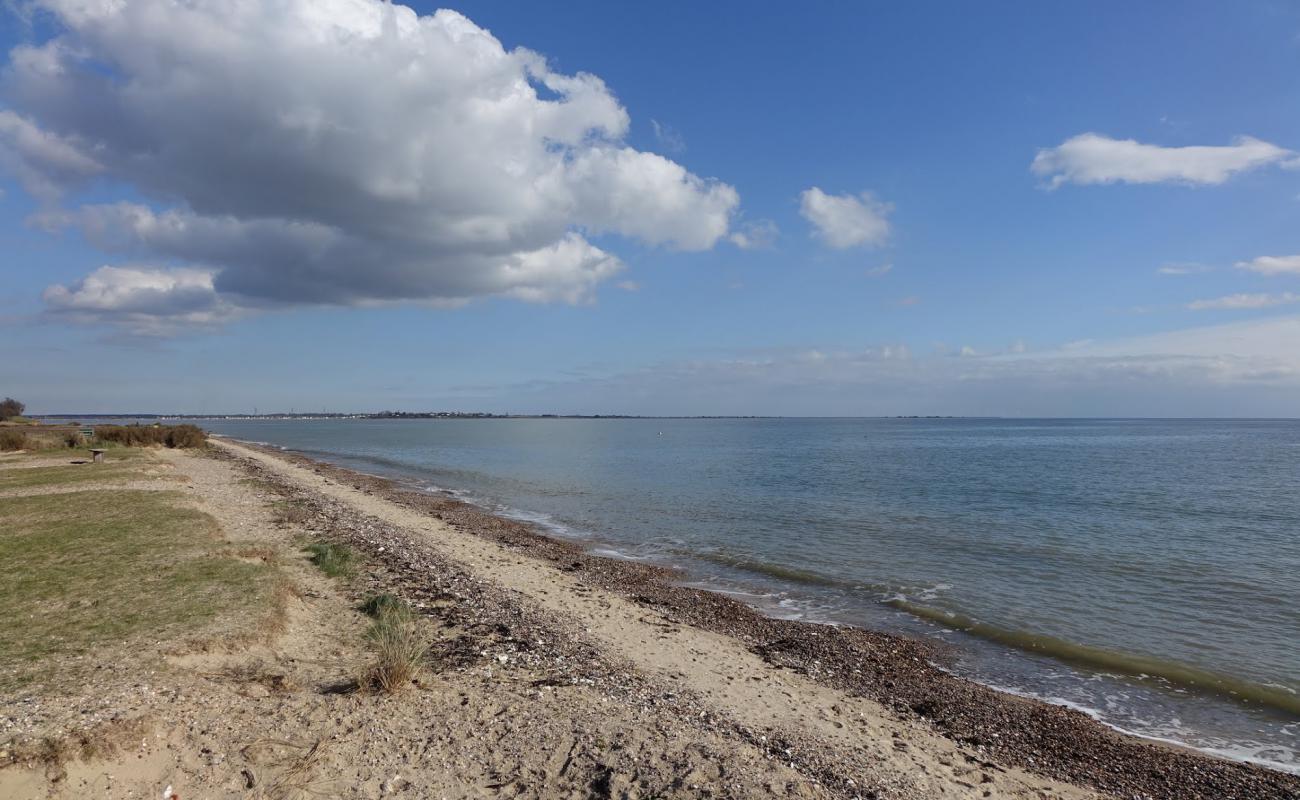 Foto de Fen Farm beach con arena fina y guijarros superficie