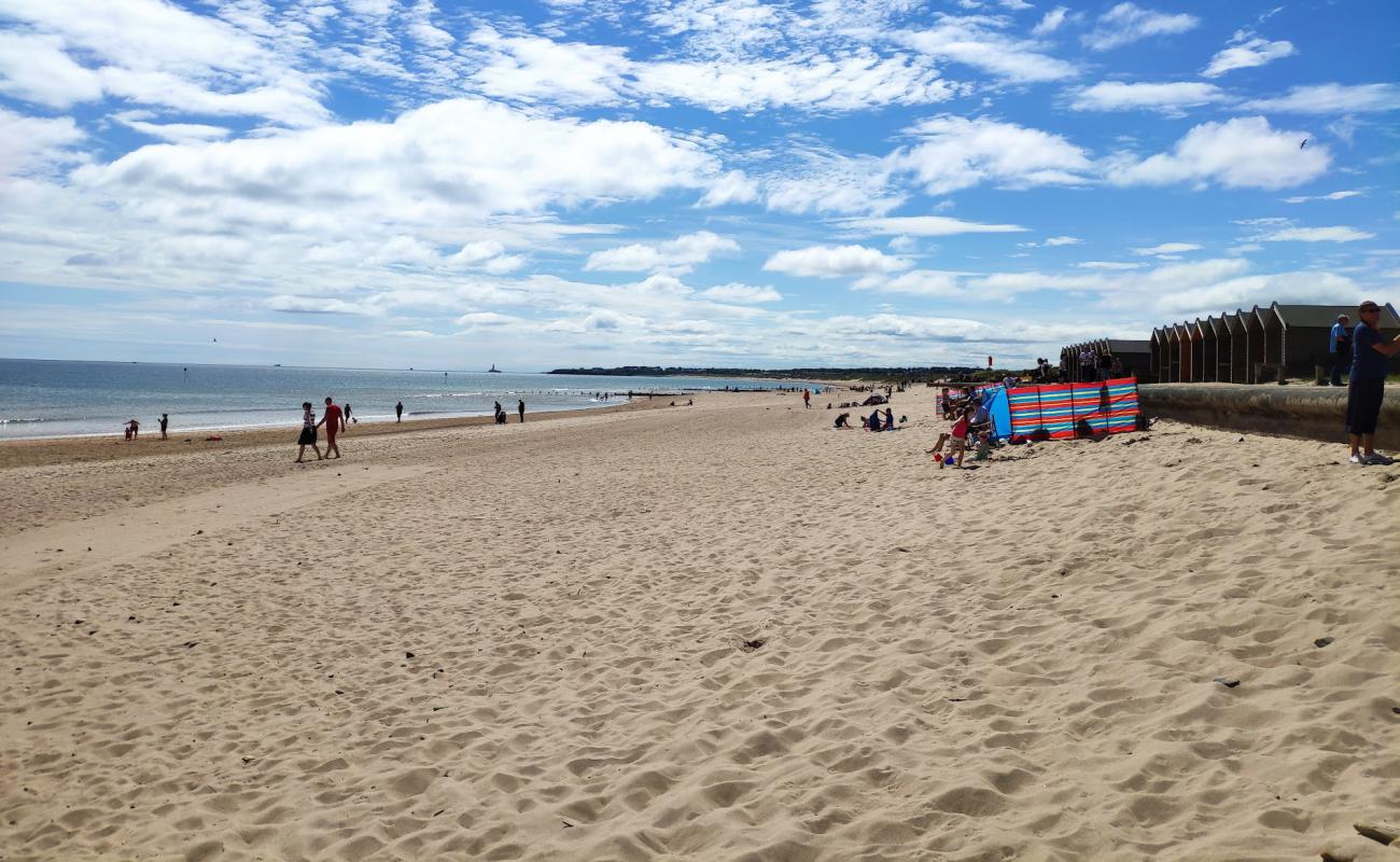 Foto de Playa de Blyth con arena brillante superficie