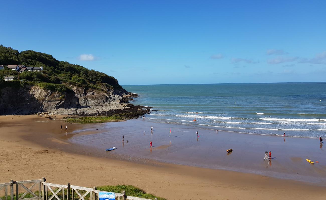 Foto de Aberporth beach con arena brillante superficie