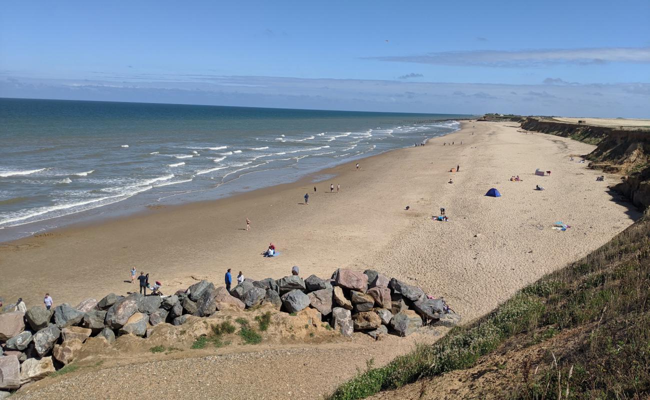 Foto de Playa de Happisburgh con arena brillante superficie