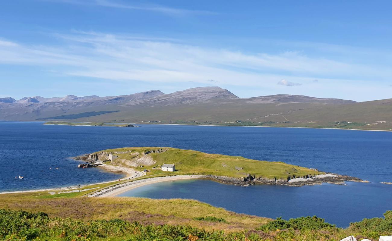 Foto de Ard Neakie Lime Kilns con piedra superficie