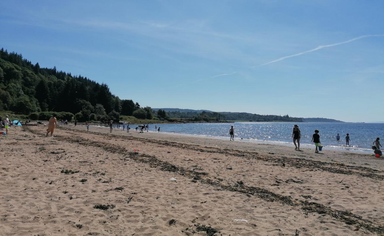 Foto de Lunderston Bay Beach con arena brillante superficie