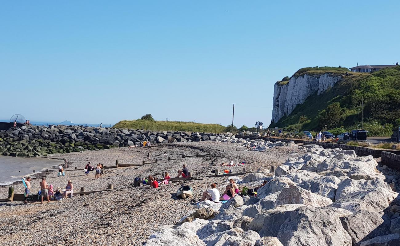 Foto de Playa de Kingsdown con guijarro fino gris superficie