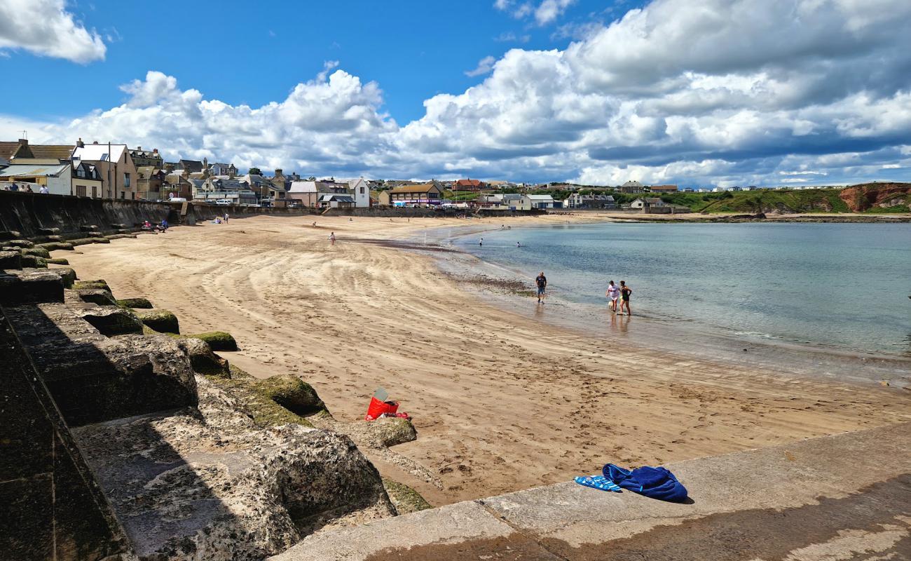 Foto de Playa de Eyemouth con arena brillante superficie