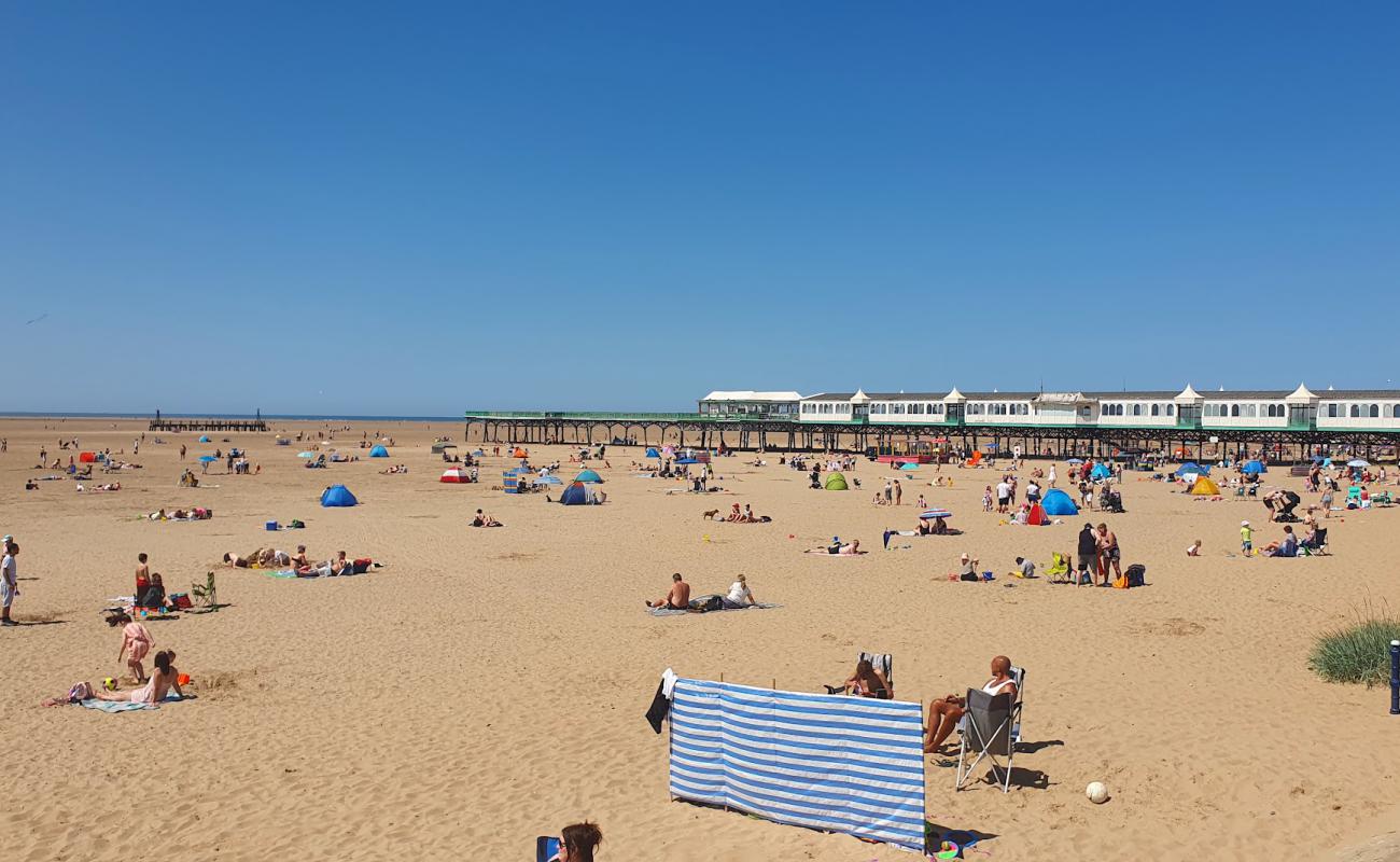 Foto de Playa de Lytham St. Annes con arena brillante superficie