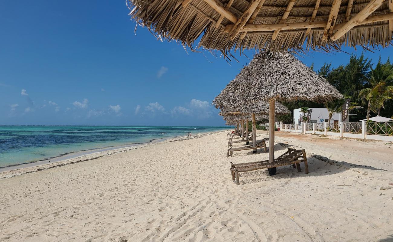 Foto de Makunduchi Beach con arena blanca superficie