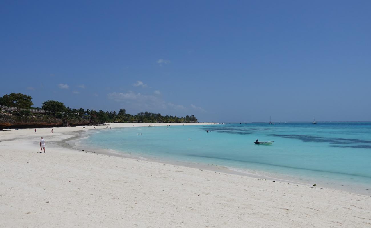 Foto de Playa de Kendwa con arena blanca superficie