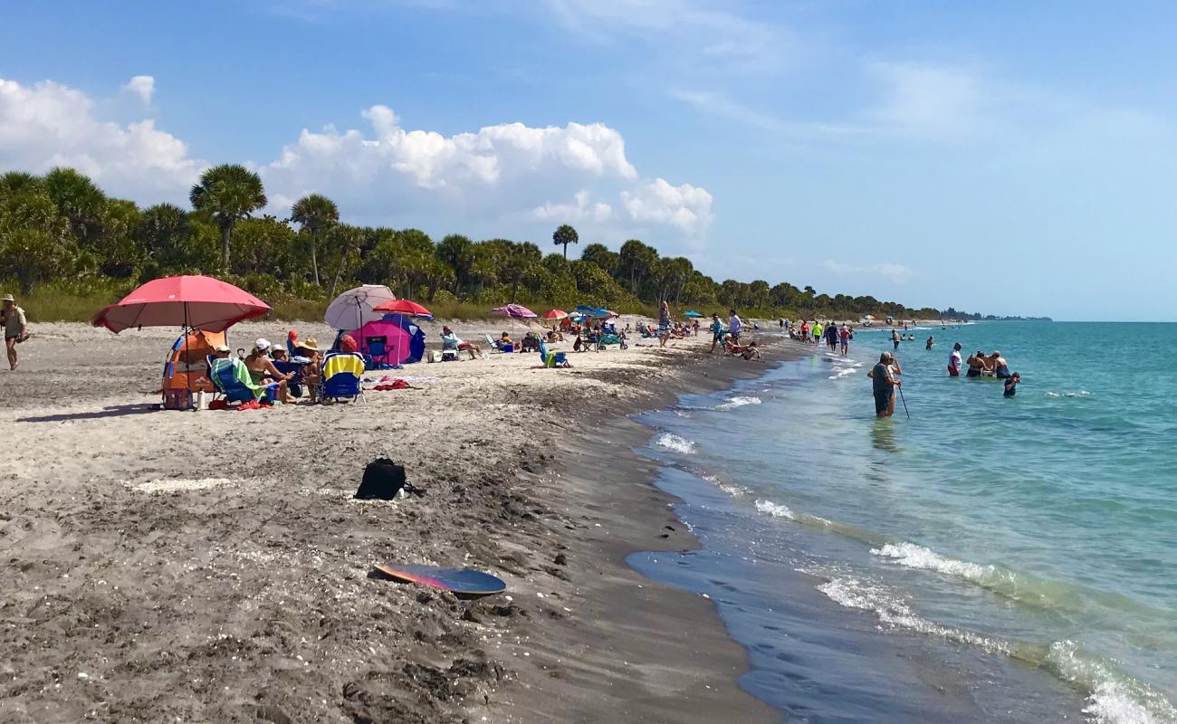 Foto de Caspersen beach con arena gris y piedras superficie