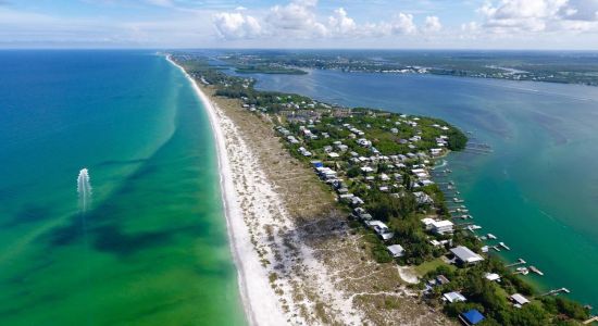 Palm Island beach