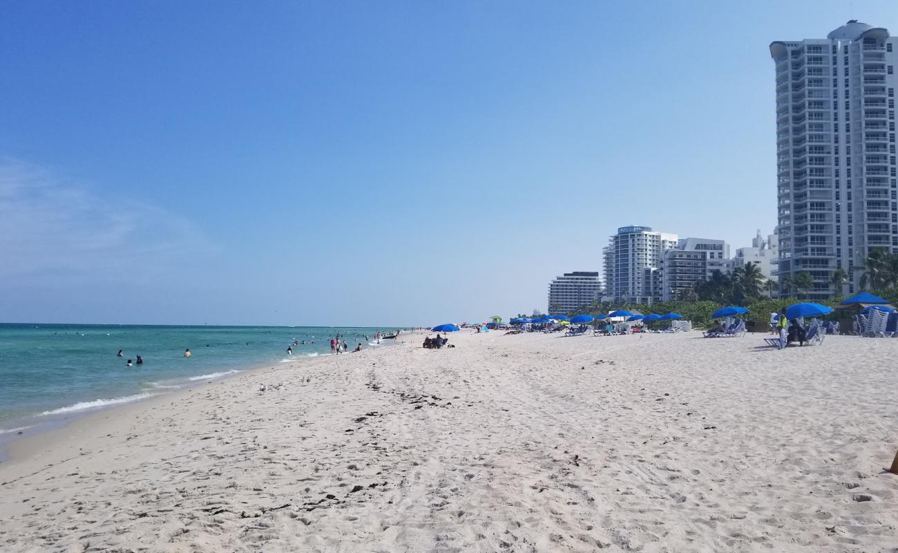 Foto de Playa Indian con brillante arena fina superficie