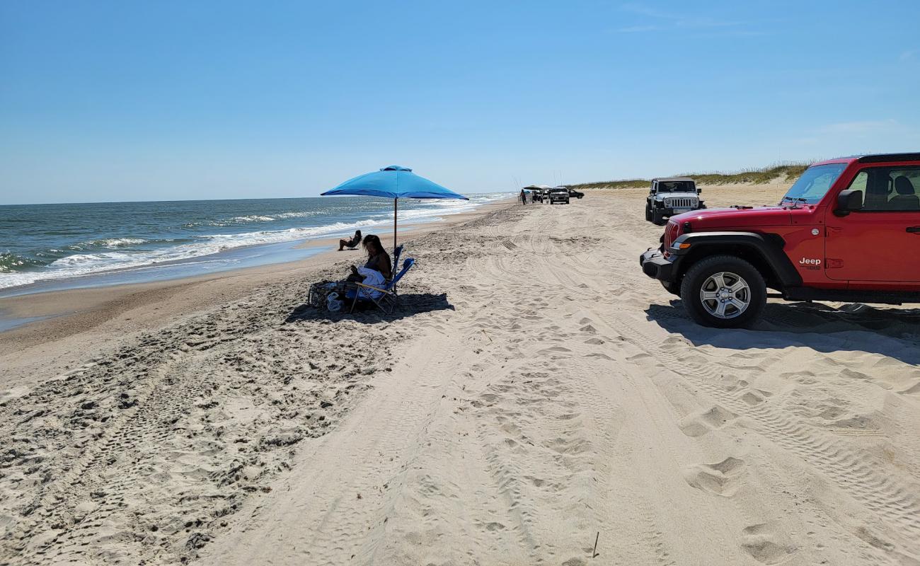 Foto de Fort Fisher beach con brillante arena fina superficie