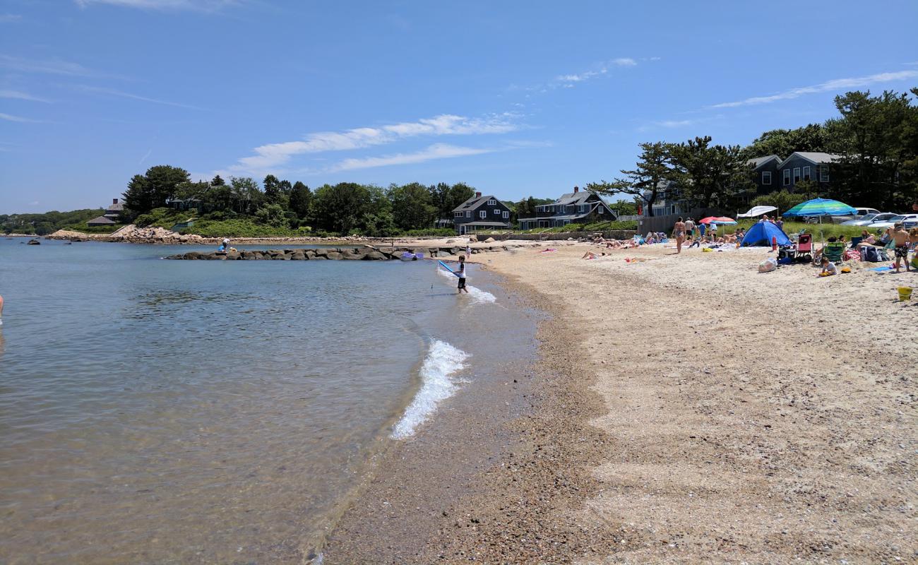 Foto de MBL Stony Beach con arena fina y guijarros superficie