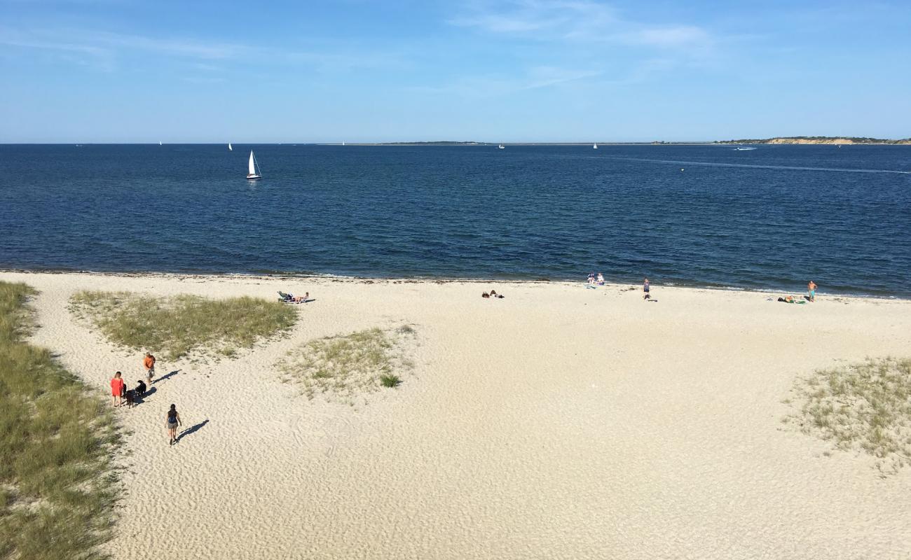 Foto de Edgartown Beach con arena brillante superficie