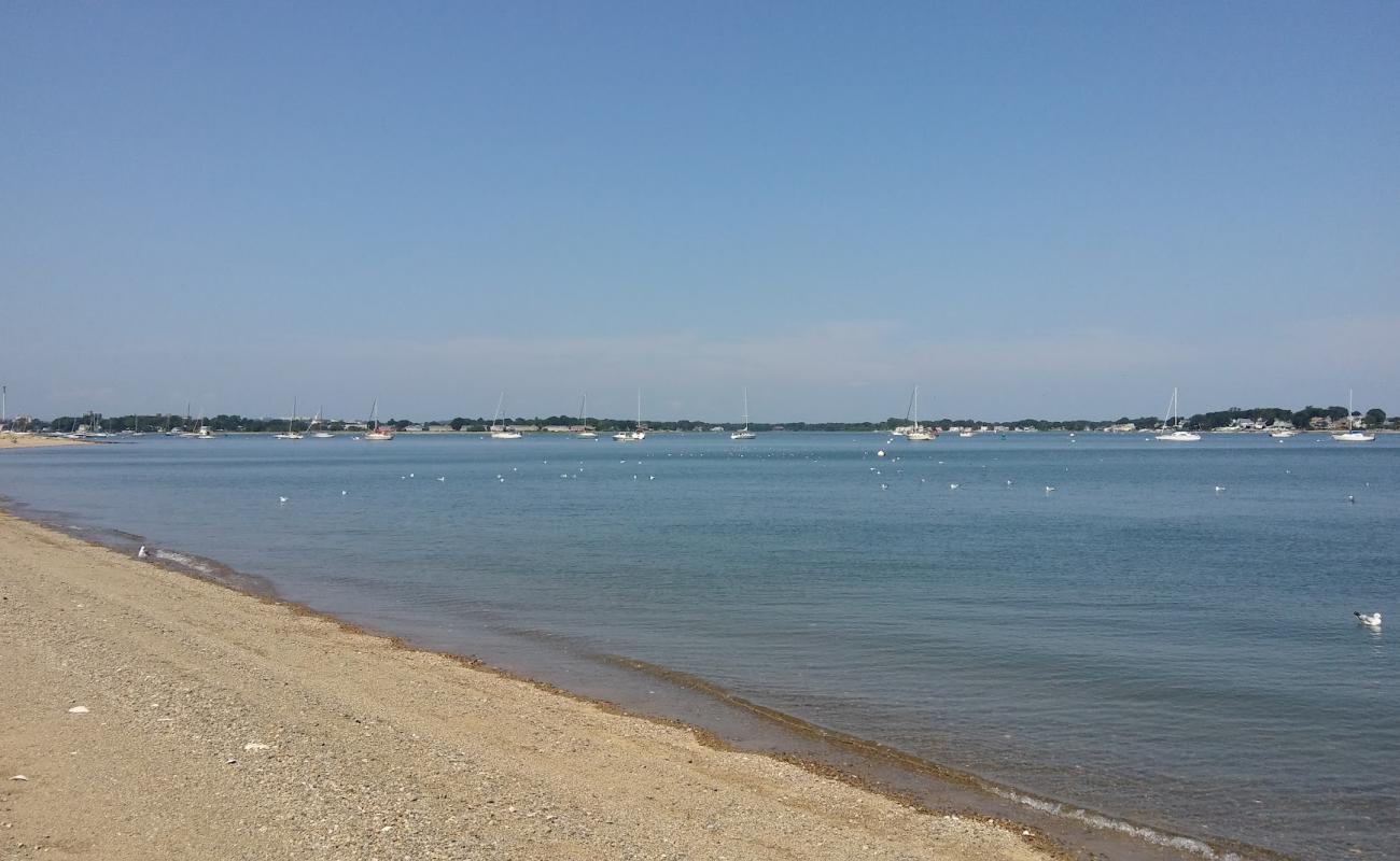 Foto de George Lane beach con arena fina y guijarros superficie